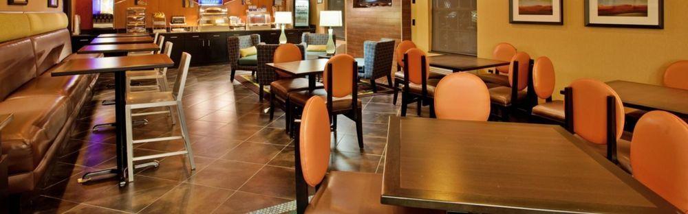 Holiday Inn Express Hotel & Suites North Kansas City By Ihg Zewnętrze zdjęcie