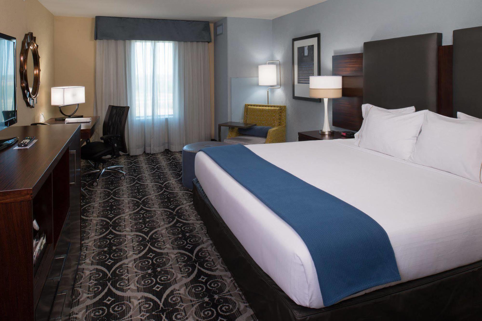 Holiday Inn Express Hotel & Suites North Kansas City By Ihg Zewnętrze zdjęcie