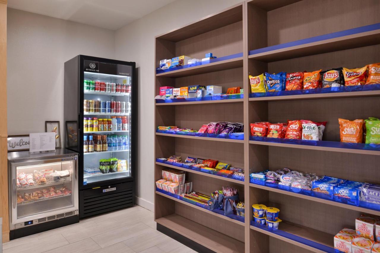 Holiday Inn Express Hotel & Suites North Kansas City By Ihg Zewnętrze zdjęcie
