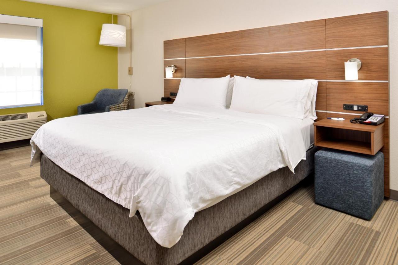 Holiday Inn Express Hotel & Suites North Kansas City By Ihg Zewnętrze zdjęcie